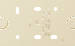 GIRA Mount Pl  3-G Sm Cr White